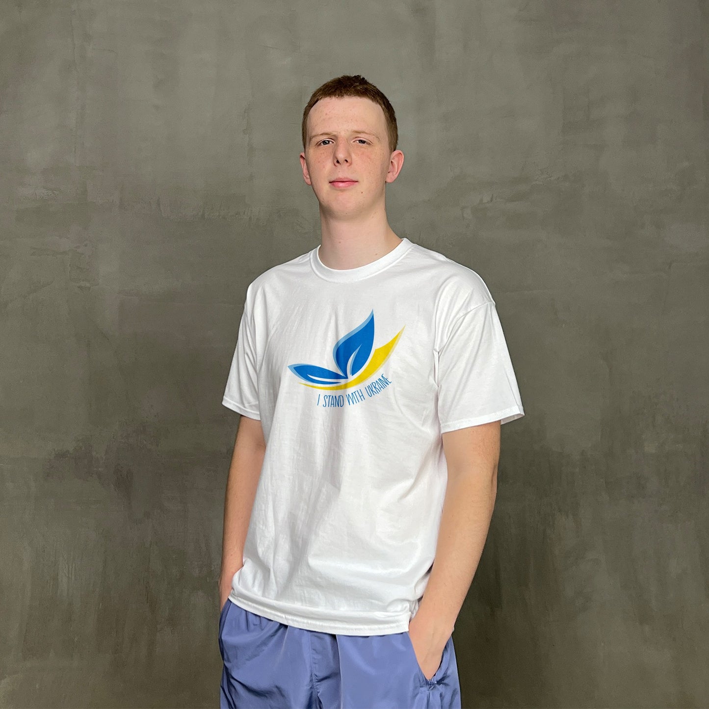 Чоловіча футболка "I stand with Ukraine"