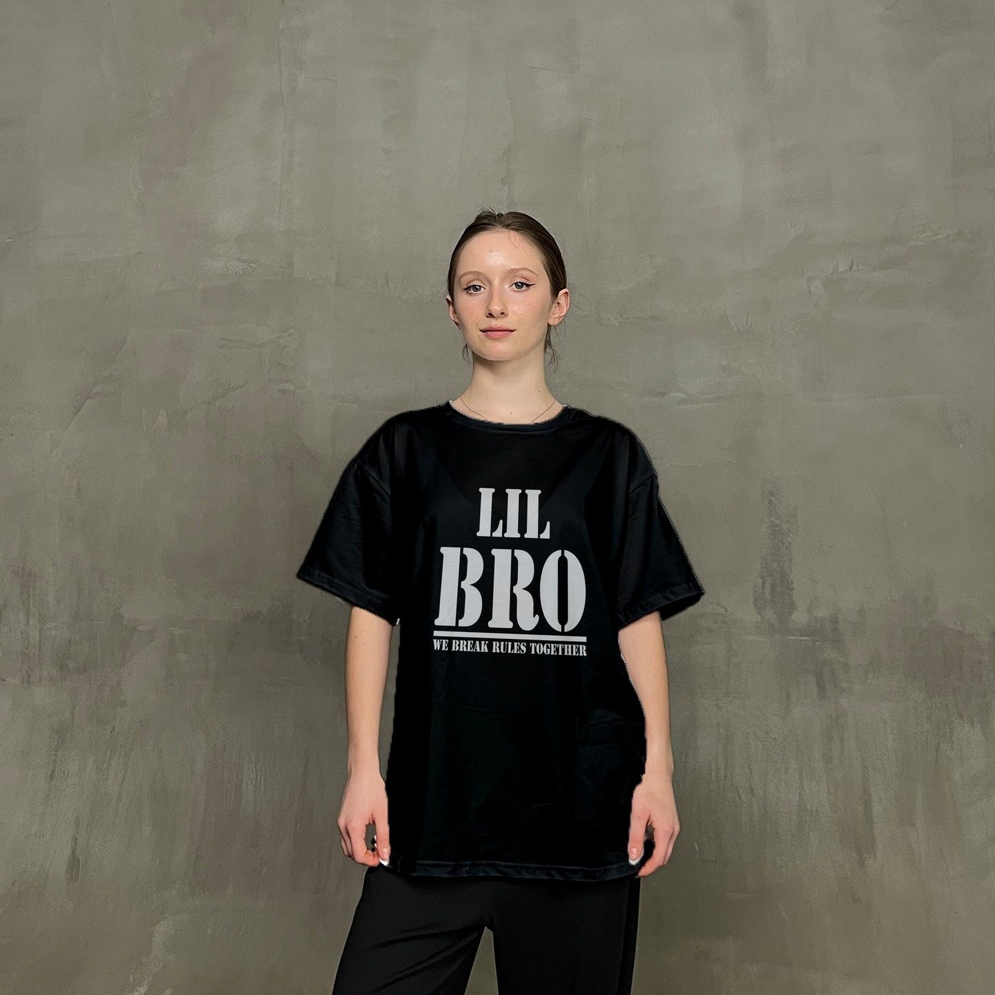 Жіноча футболка "Lil bro"